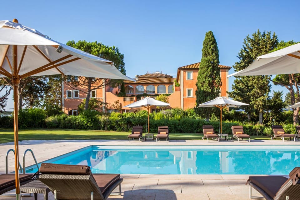 L'Andana Tenuta La Badiola Hotel in Tuscany