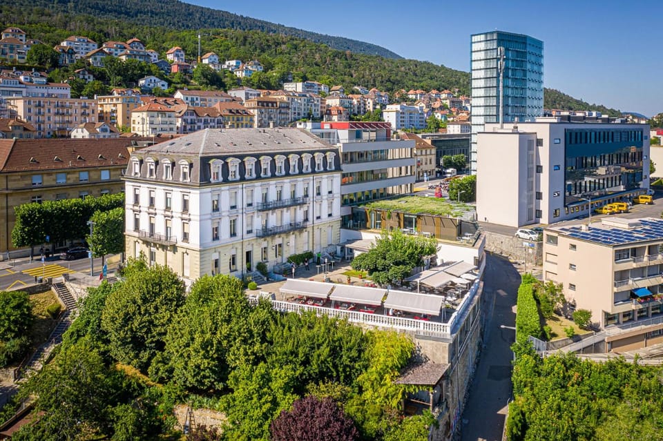 Hotel Alpes & Lac Hotel in Neuchâtel