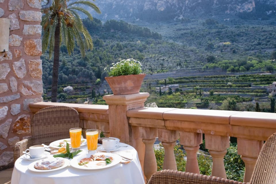 Hotel Apartament Sa Tanqueta De Fornalutx - Adults Only Apartment hotel in Fornalutx