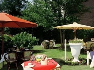 Hotel L'auberge Du Souverain Hotel in Brussels