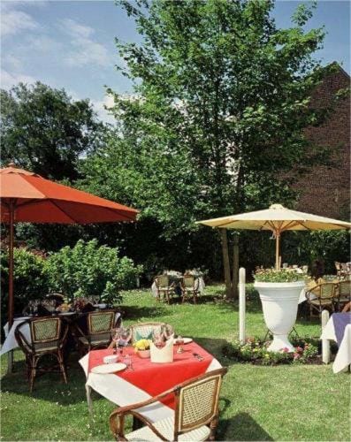 Hotel L'auberge Du Souverain Hotel in Brussels
