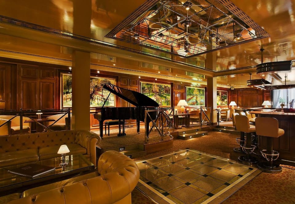 Bar/lounge