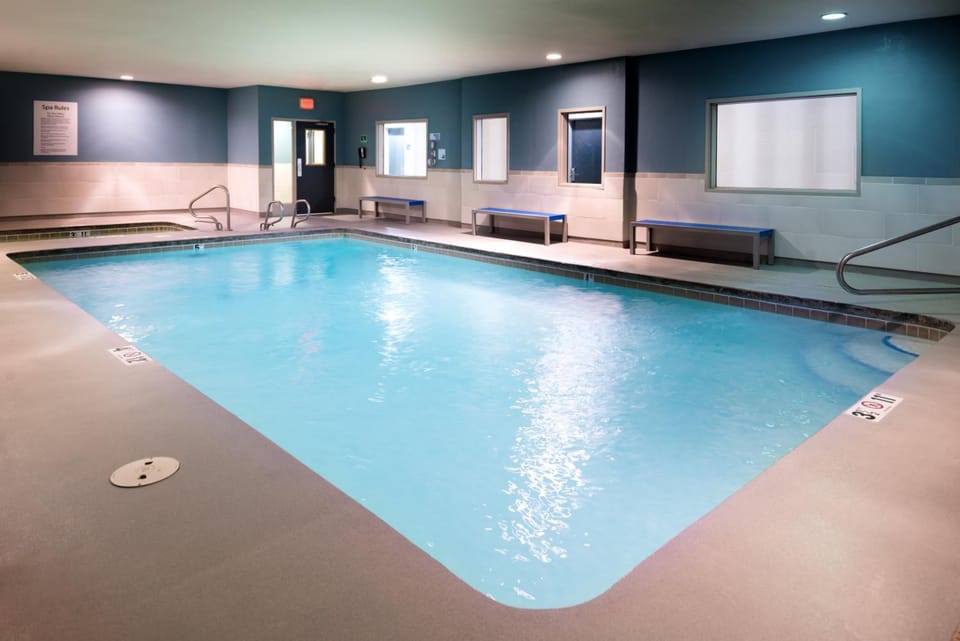 Holiday Inn Express & Suites Alamogordo Highway 54/70 By IHG Hotel in Alamogordo
