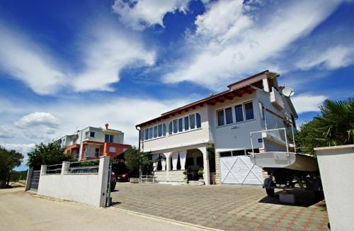Apartments Adria Hotel in Šibenik