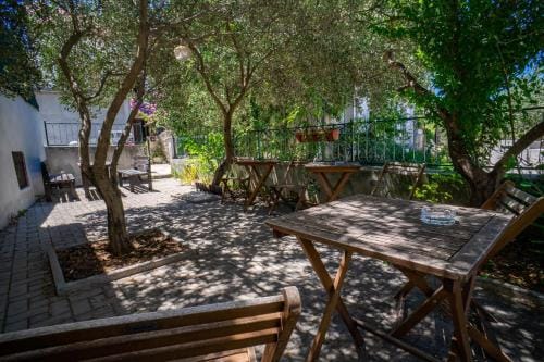 Apartments and Rooms Marino Hotel in Trogir