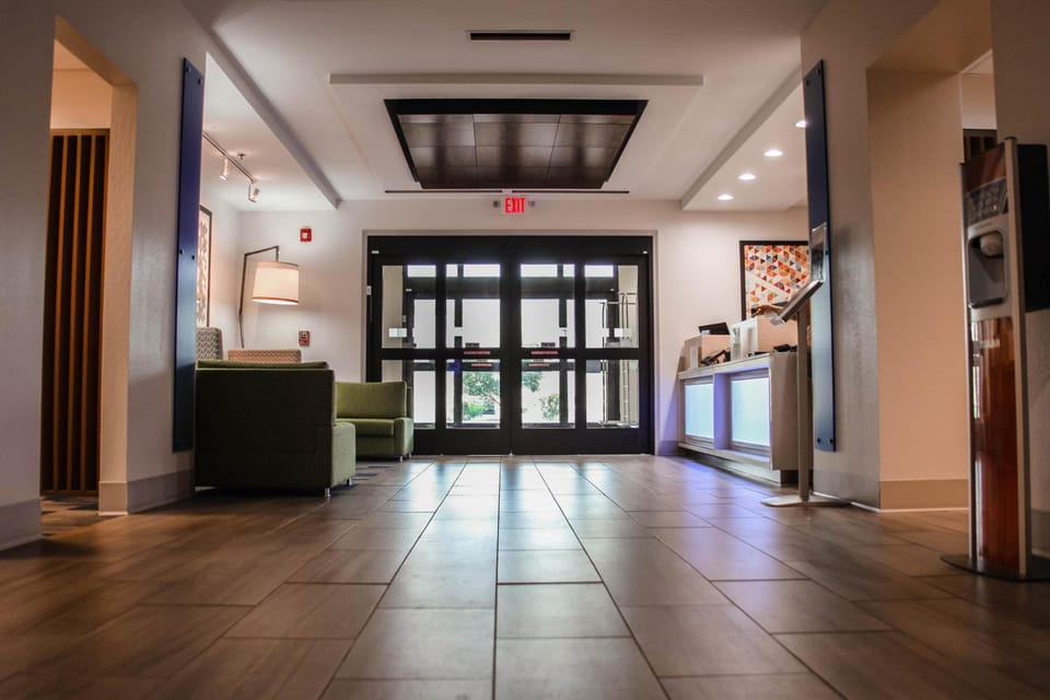 Holiday Inn Express Hotel & Suites Athens By IHG Hotel in Ohio