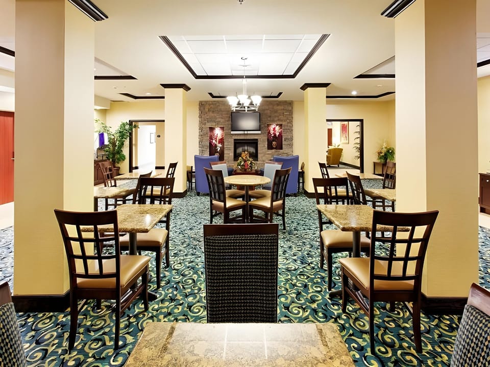 Holiday Inn Express Hotel & Suites Cookeville By IHG Hotel in Cookeville