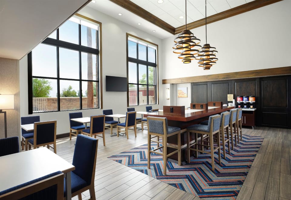 Hampton Inn & Suites Las Vegas-Red Rock/Summerlin Hotel in Spring Valley