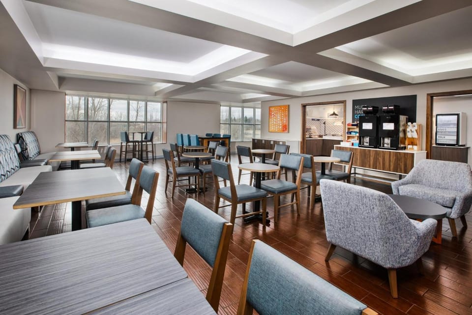 Holiday Inn Express Hotel & Suites Auburn Hills By IHG Hotel in Auburn Hills