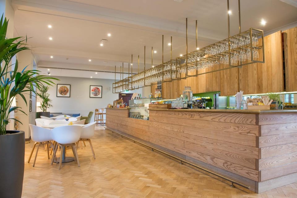West Court- Jesus College Hotel in Cambridge