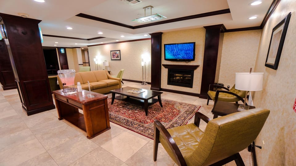 Holiday Inn Express Hotel & Suites Pampa By IHG Hotel in Texas
