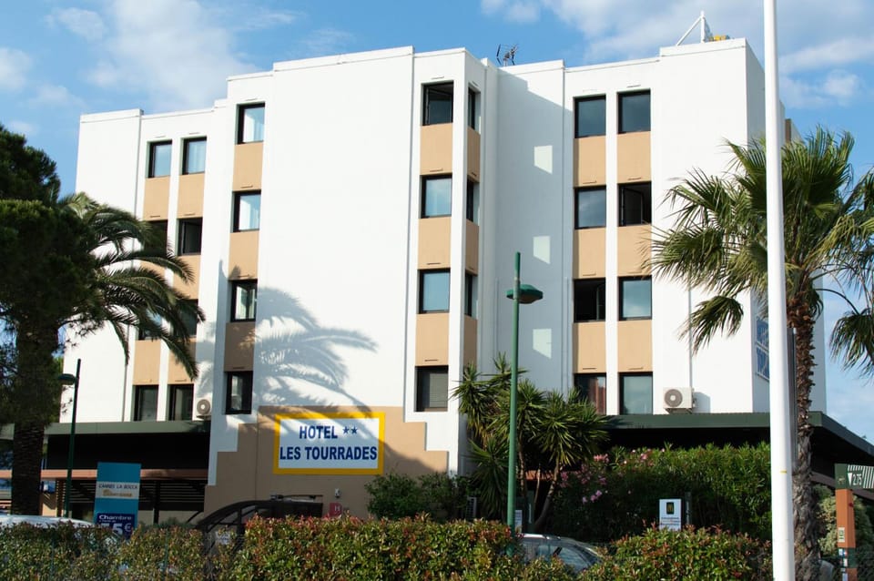 Hotel les Tourrades Hotel in Mandelieu-La Napoule