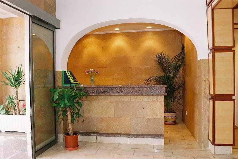 Hostal Rosalia Hotel in Sant Antoni Portmany