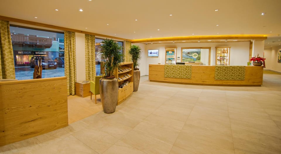 Hotel Gruner Baum Hotel in Zell am See