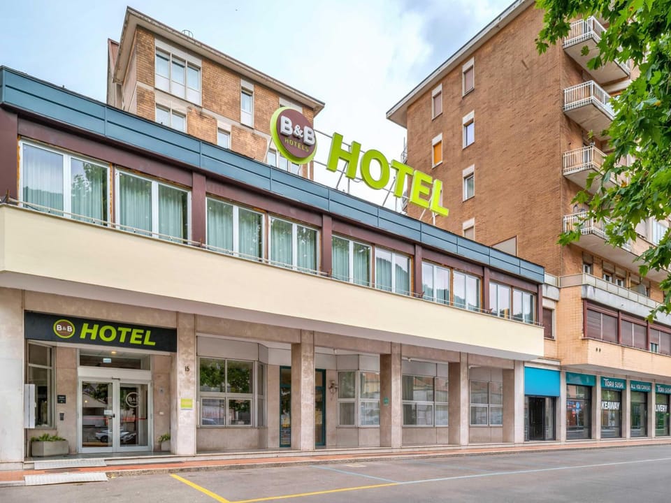 B&B Hotel Como City Center Hotel in Como
