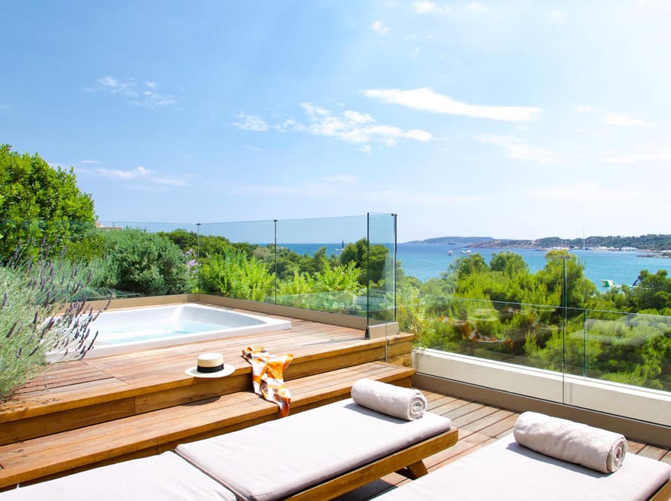Somewhere Vouliagmeni Hotel in Vouliagmeni