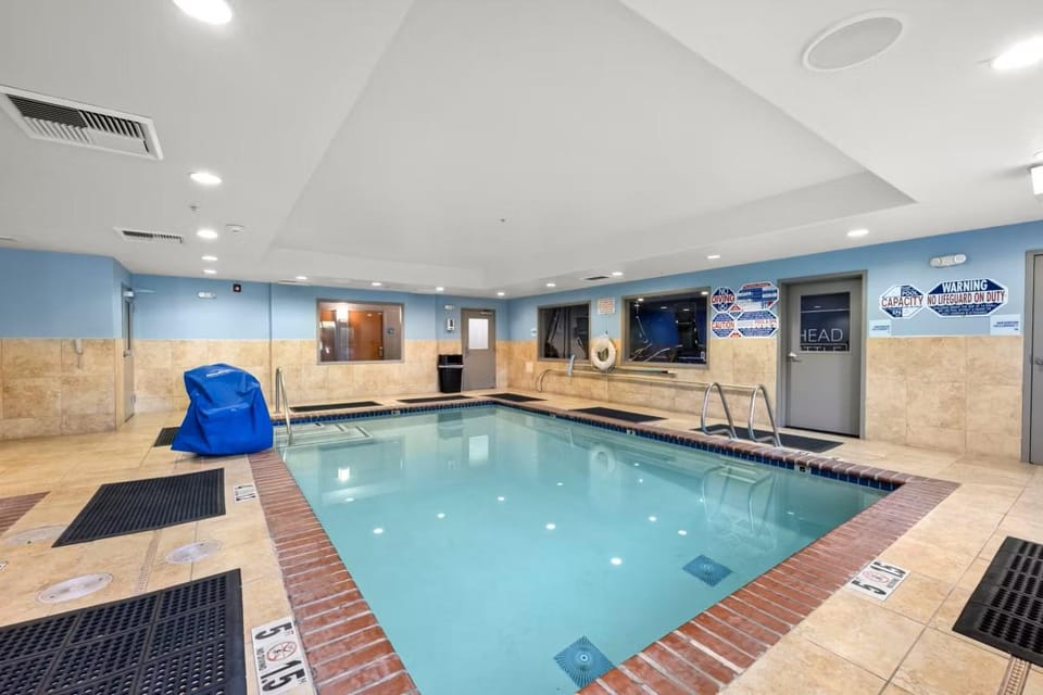 Private pool