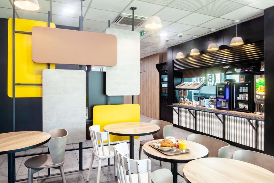 B&B Hotel Paris Saint-Denis Pleyel Hotel in Saint-Denis, France