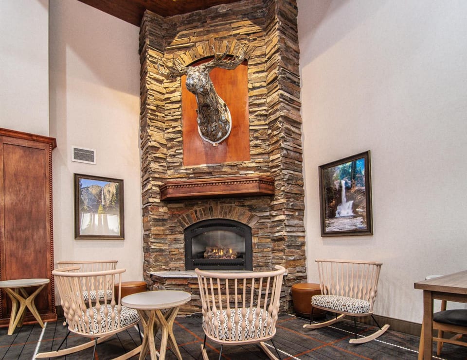 Holiday Inn Express Hotel & Suites Kalispell By IHG Hotel in Kalispell