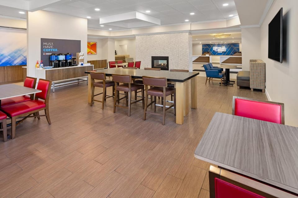 Holiday Inn Express Stony Brook-Long Island By IHG Hotel in Stony Brook