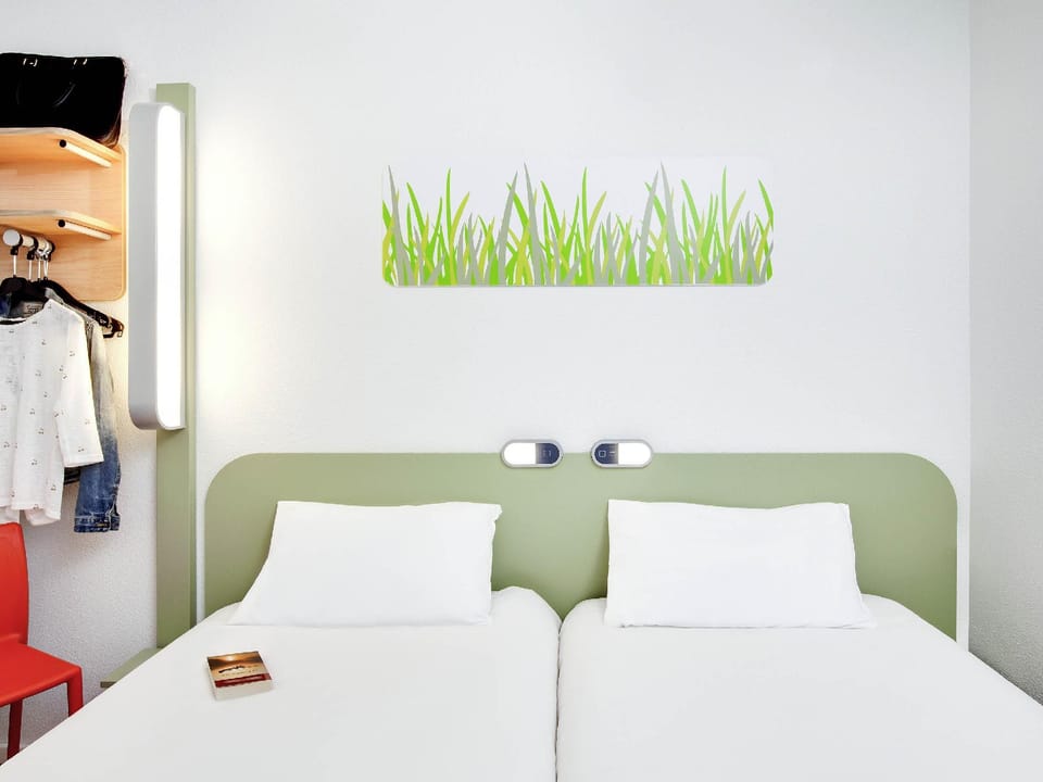 Guestroom