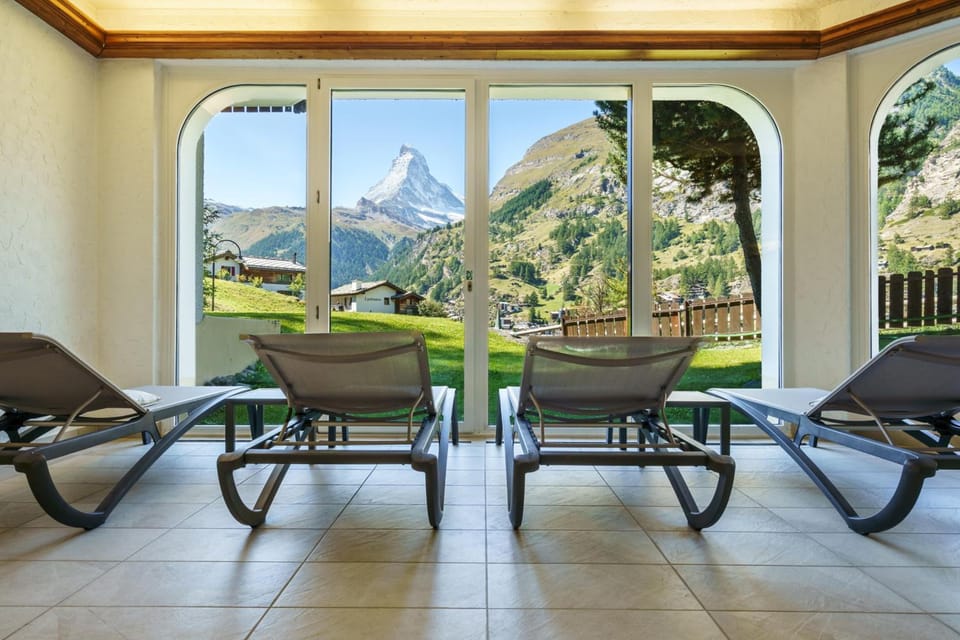 Hotel Alpenroyal Hotel in Zermatt