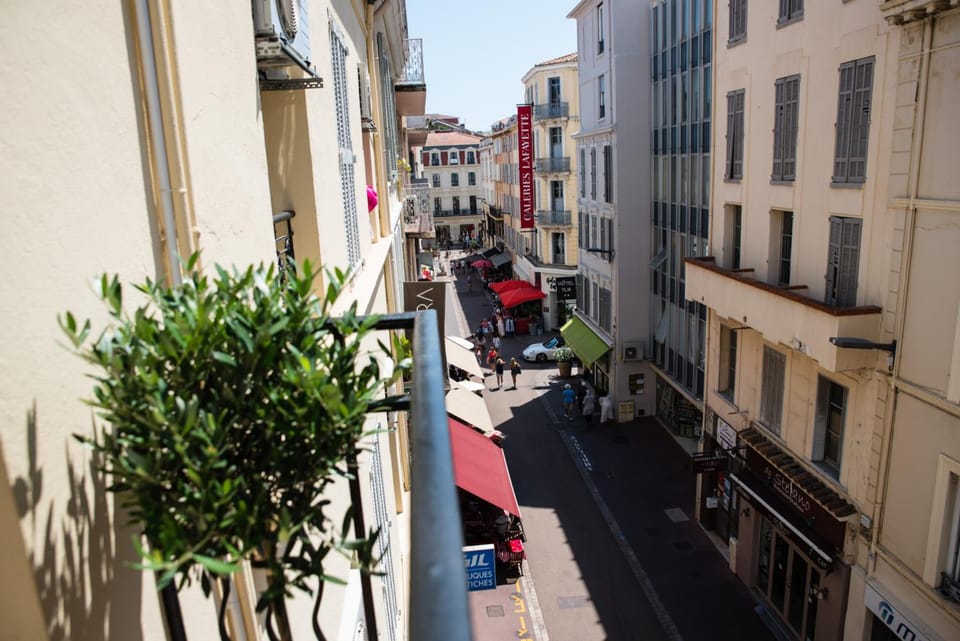 Little Palace Hotel in Cannes