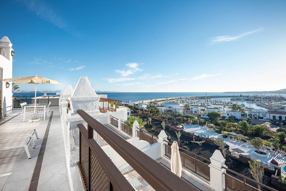 Hotel THe Volcan Lanzarote Resort in Playa Blanca