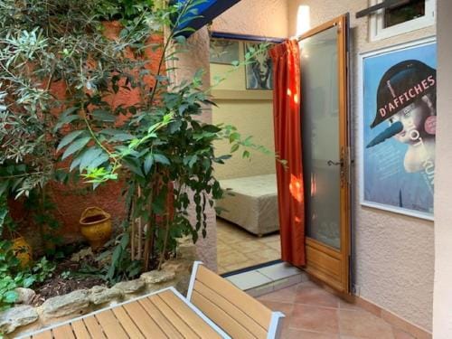 Hotel Le Colbert Hotel in Avignon