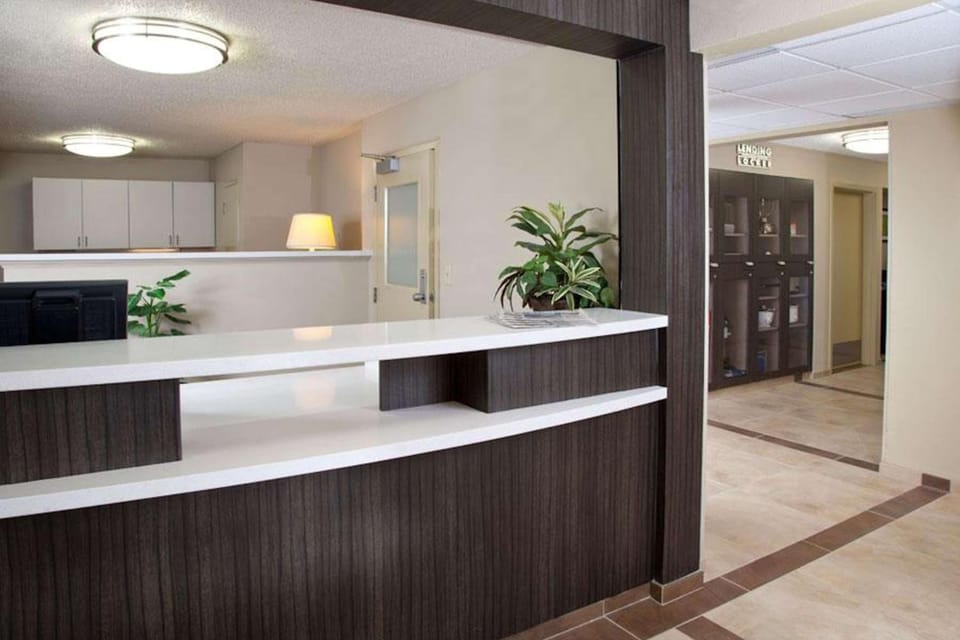Sonesta Simply Suites Plano Frisco Hotel in Plano