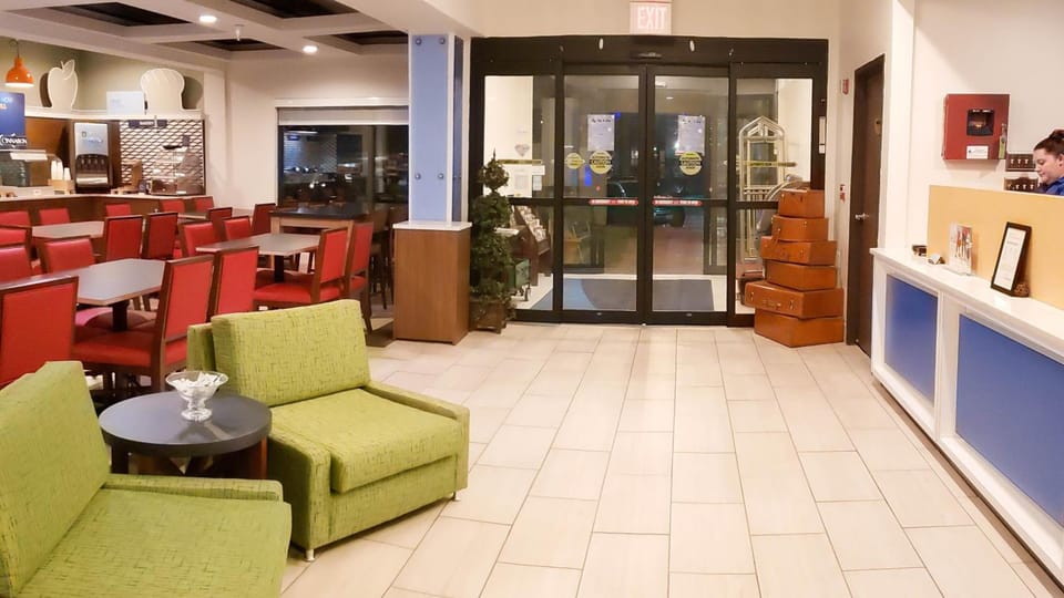 Holiday Inn Express Osage Beach - Lake of the Ozarks By IHG Hotel in Osage Beach