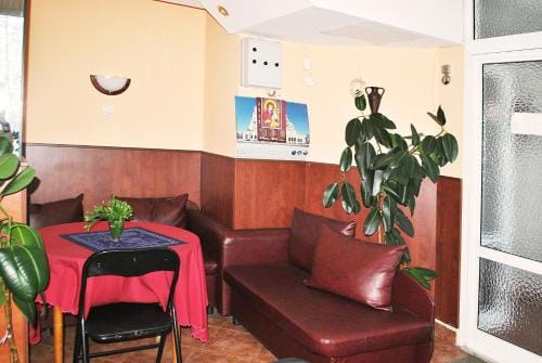 Family hotel Zora Hotel in Sofia