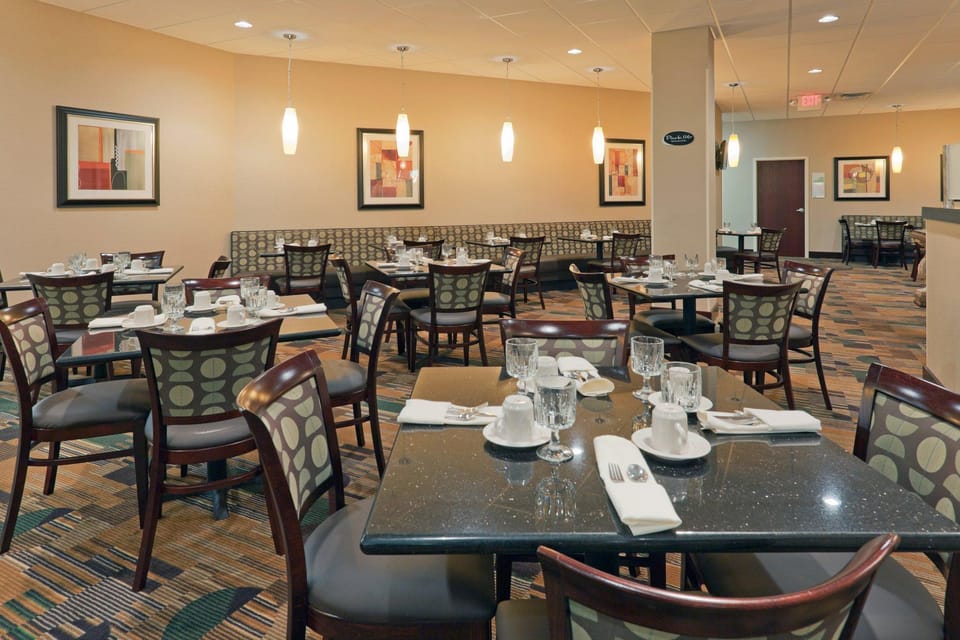 Quality Inn & Suites Downtown Mansfield Hotel in Mansfield
