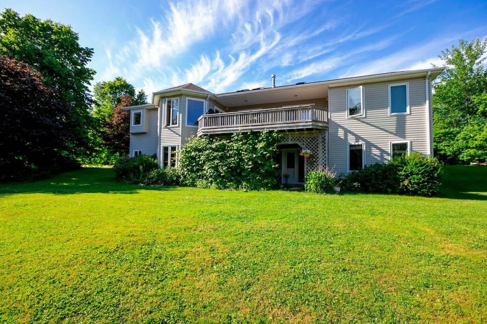 Lily's garden Hotel in Charlottetown