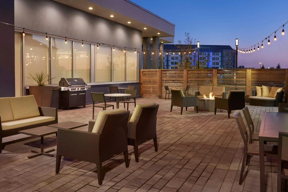 Residence Inn by Marriott Toronto Mississauga Southwest Hotel in Oakville