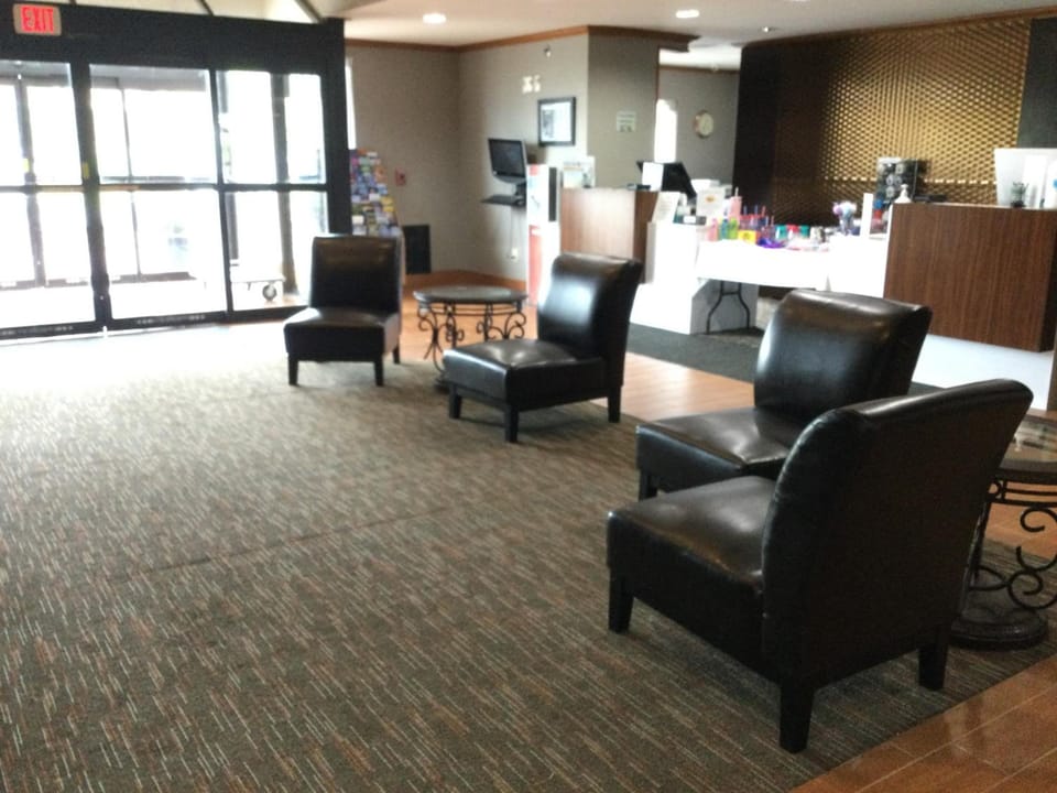 Wingate by Wyndham Brighton Hotel in Michigan