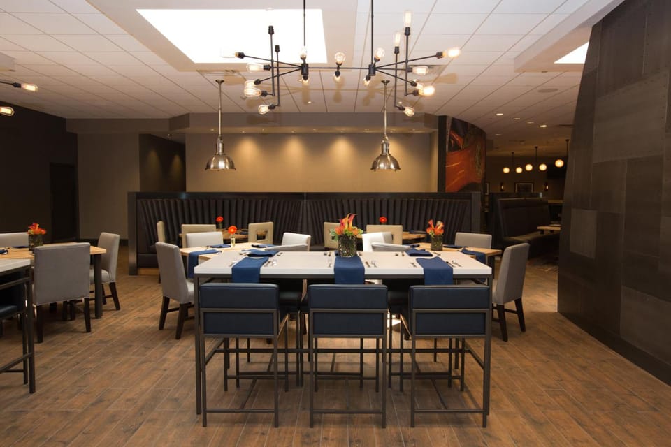 DoubleTree by Hilton Dayton Fairborn Hotel in Fairborn