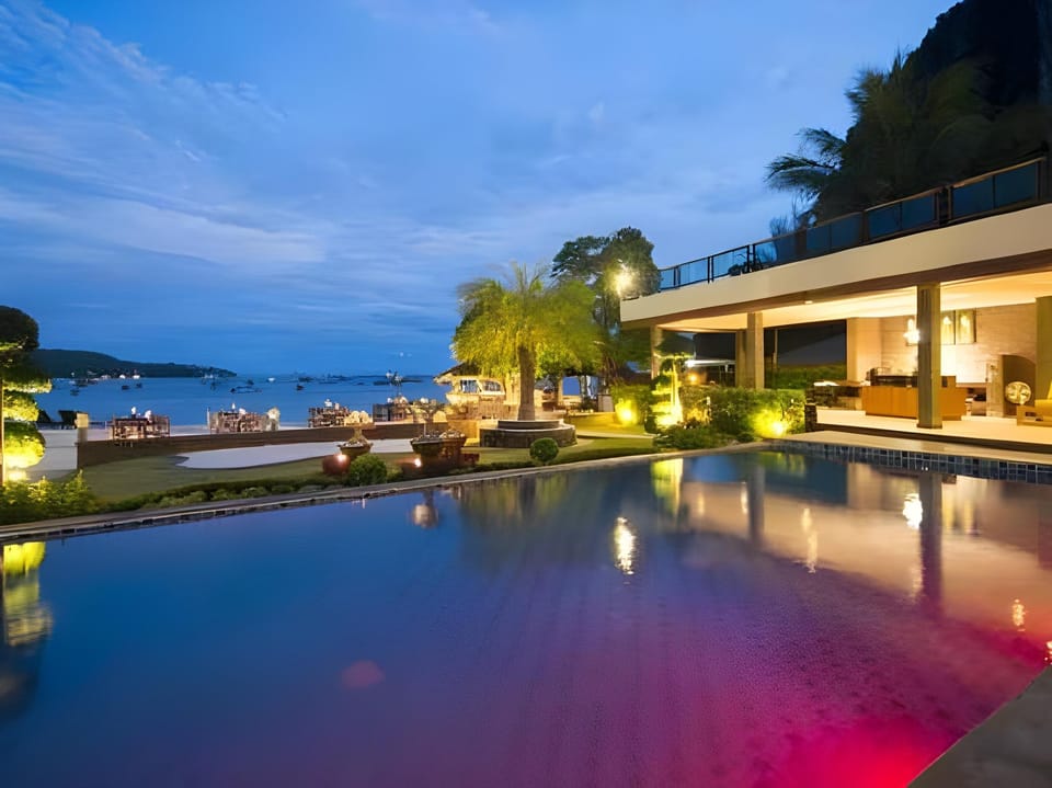 Phi Phi Nice Beach Hotel Hip Hotel in Krabi Changwat