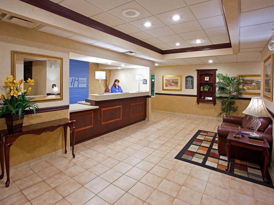Holiday Inn Express Wilmington By IHG Hotel in Ohio