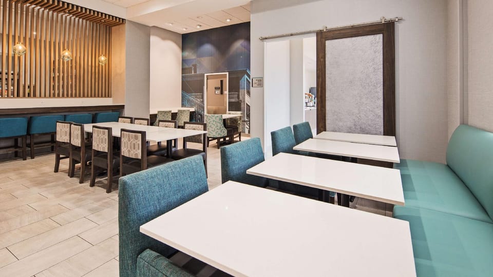 Best Western Plus Wilkes Barre-Scranton Airport Hotel Hotel in Luzerne County