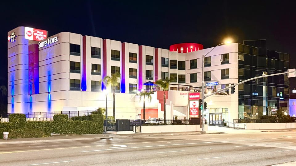 Best Western Plus Suites Hotel - LAX  Airport LA Stadium Hotel in Inglewood