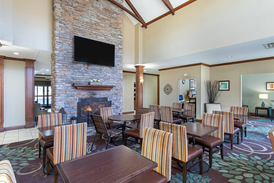 Staybridge Suites-Knoxville Oak Ridge By IHG Hotel in Oak Ridge