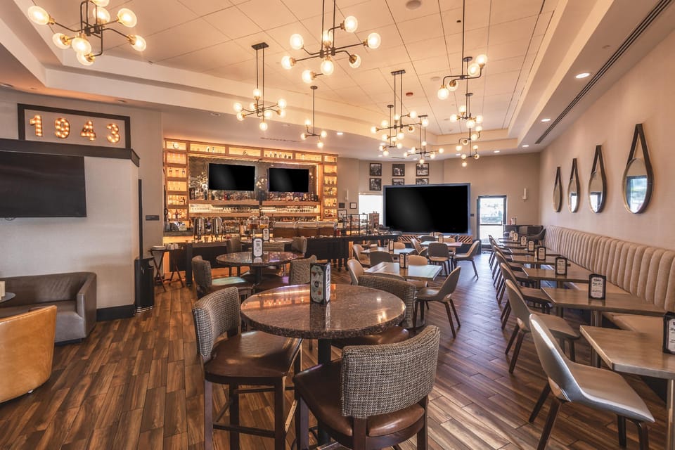 Delta Hotels Detroit Novi Hotel in Farmington Hills