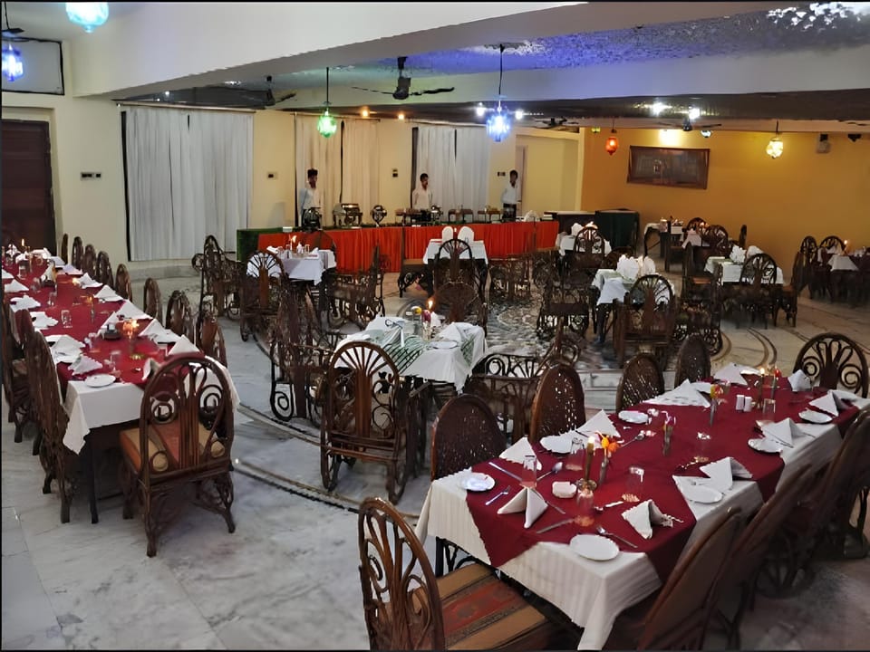 Hotel Dholamaru Hotel in Sindh