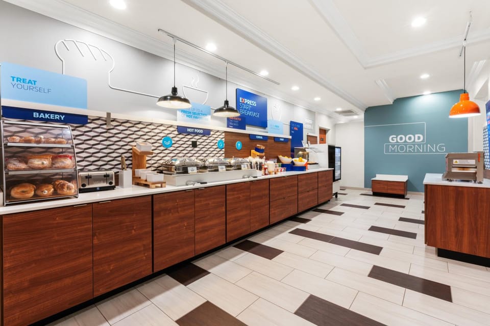 Holiday Inn Express Hotel & Suites Klamath Falls Central By IHG Hotel in Klamath Falls
