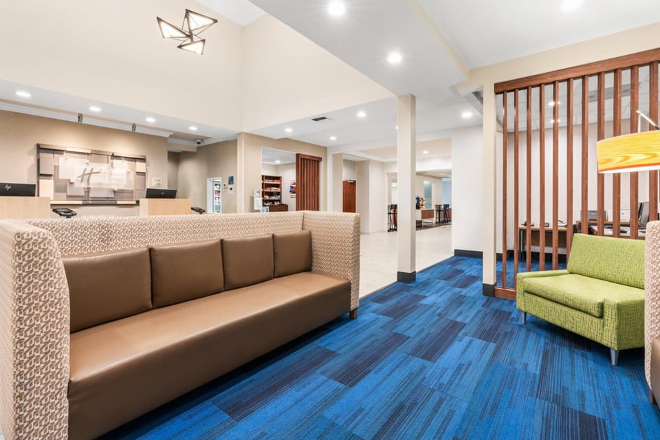 Holiday Inn Express Hotel & Suites Klamath Falls Central By IHG Hotel in Klamath Falls