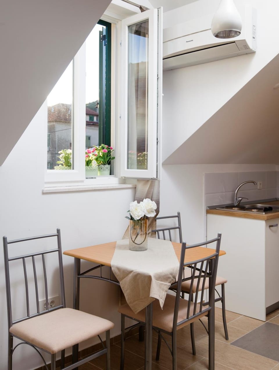 La Perla Luxury Apartments Hotel in Split