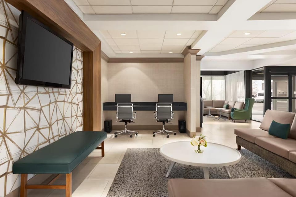 GARNER HOTEL TOTOWA by IHG Hotel in Wayne