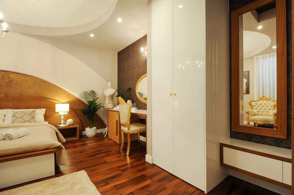 Silver & Gold Luxury Rooms Hotel in Zadar