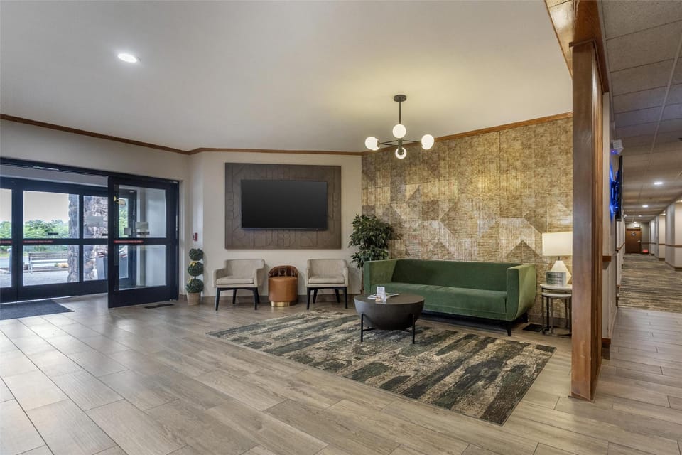 Best Western Fremont/Angola I-80/90 Toll Road Hotel in Jamestown Township